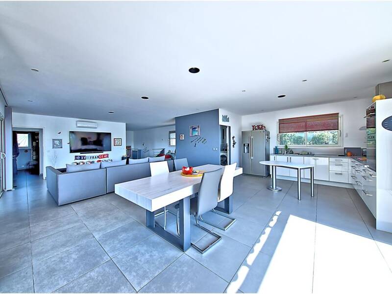 Maison à vendre, 250m², SOLARO