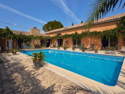 Maison à vendre 695 000 € 10 pièces 9 chambres 380 m² 4 350 m² de terrain Manosque 04100