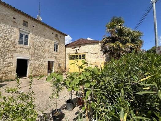 Maison à vendre 250 000 € 5 pièces 3 chambres 162 m² 9 065 m² de terrain Rural Fumel 47500
