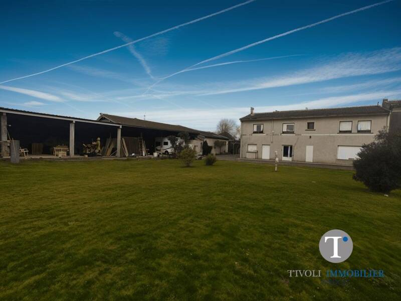 Maison à vendre, 220m², SAINT SEURIN DE CADOURNE
