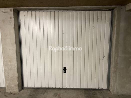 Parking à vendre 12 300 € 14 m² Koenigshoffen Ouest-Centre Est Strasbourg 67200