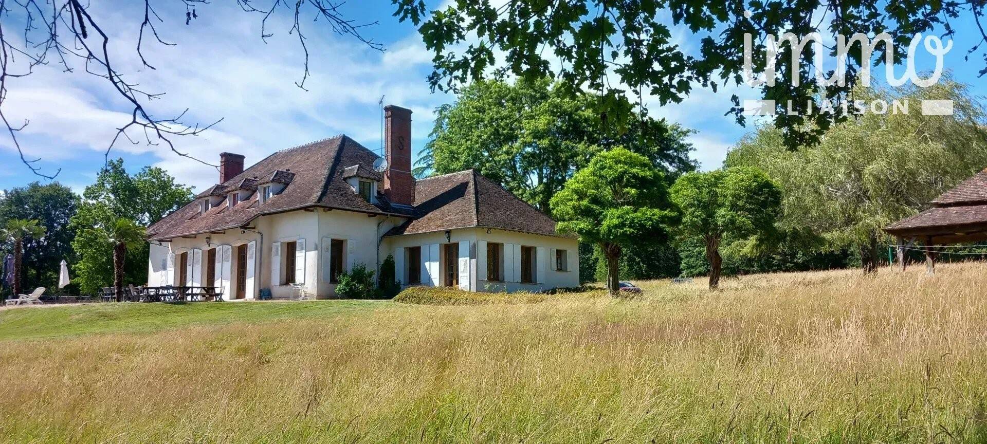 Maison à vendre, 520m², LA FERTE SAINT CYR
