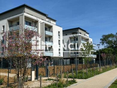 Appartement à louer 1 025 € 3 pièces 2 chambres 73,7 m² 1er étage Bois de Locheres Sarcelles 95200