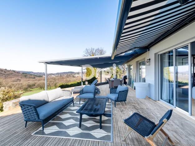 Maison à vendre 465 000 € 6 pièces 4 chambres 260 m² 7 743 m² de terrain Eymoutiers 87120