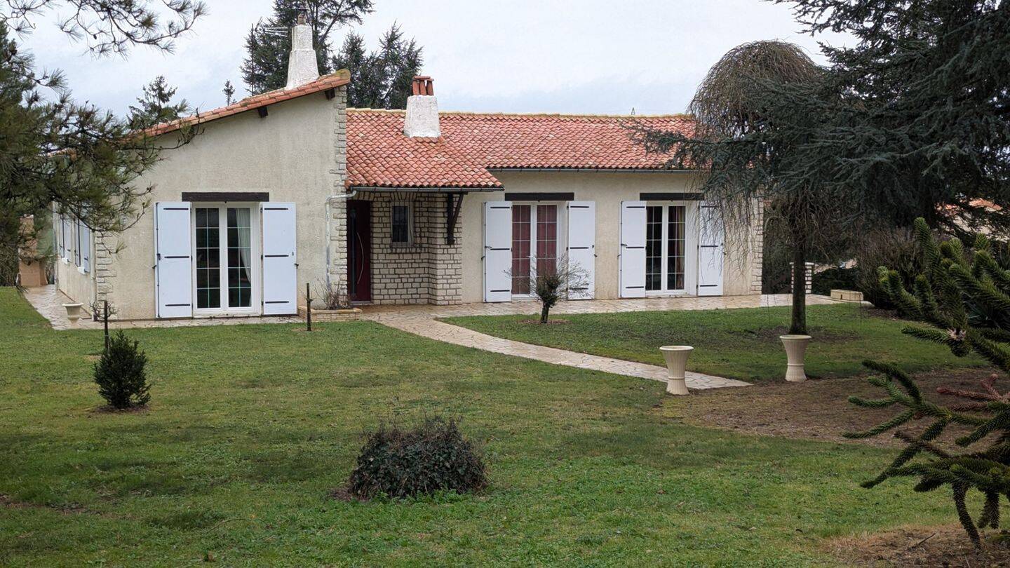Maison à vendre, 120m², SAINT GELAIS