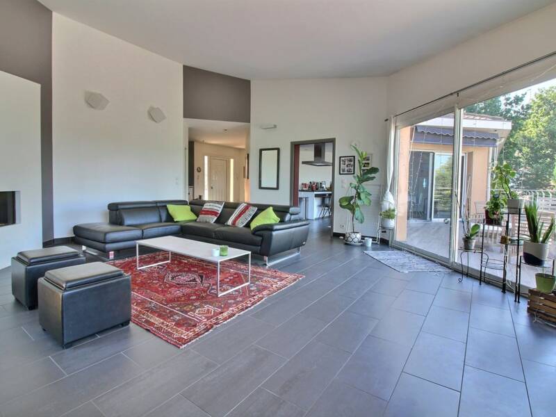 Maison à louer, 330m², VOURLES