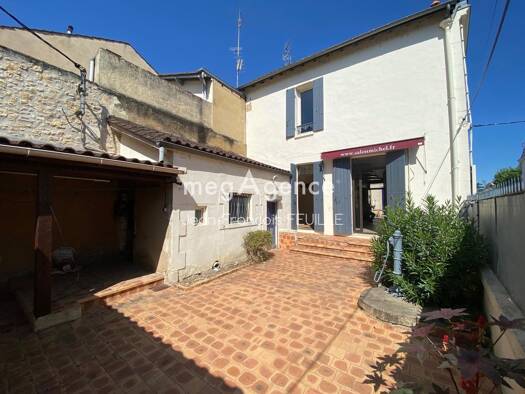 Immeuble à vendre 213 000 € 148 m² Foirail Bergerac 24100
