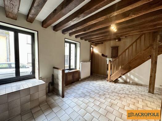 Appartement à vendre 70 000 € 3 pièces 2 chambres 50 m² RDC Faiencerie Gien 45500