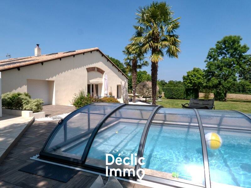Maison à vendre, 217m², LA ROCHE SUR YON