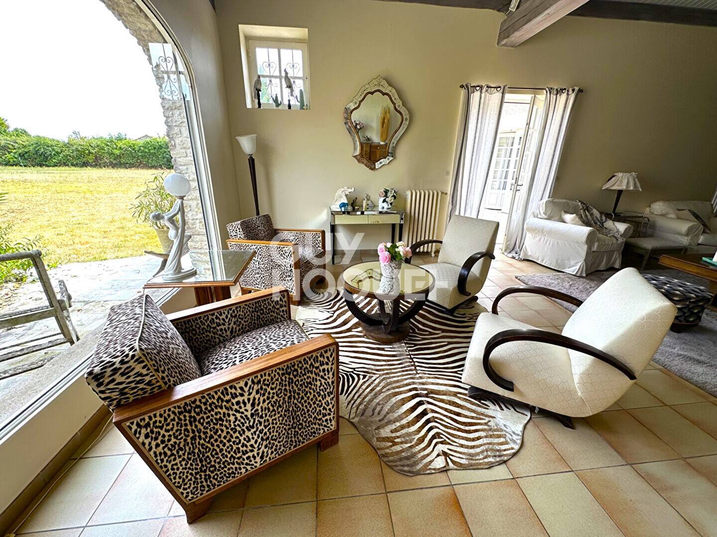 Maison à vendre, 244m², SAINT JEAN DE LIVERSAY
