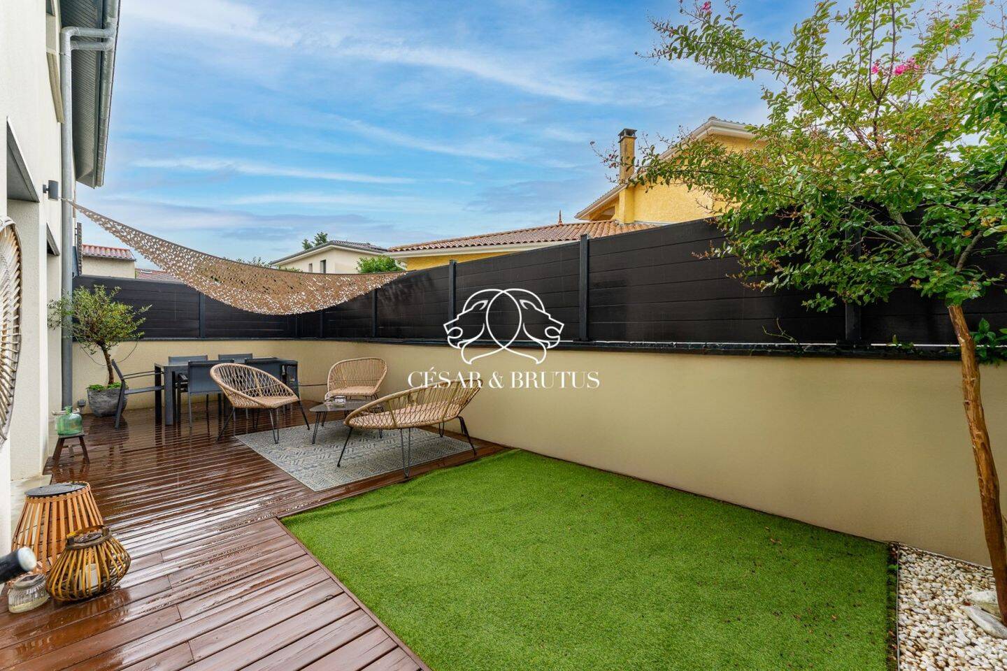 Maison à vendre, 132m², SAINT GENIS LES OLLIERES
