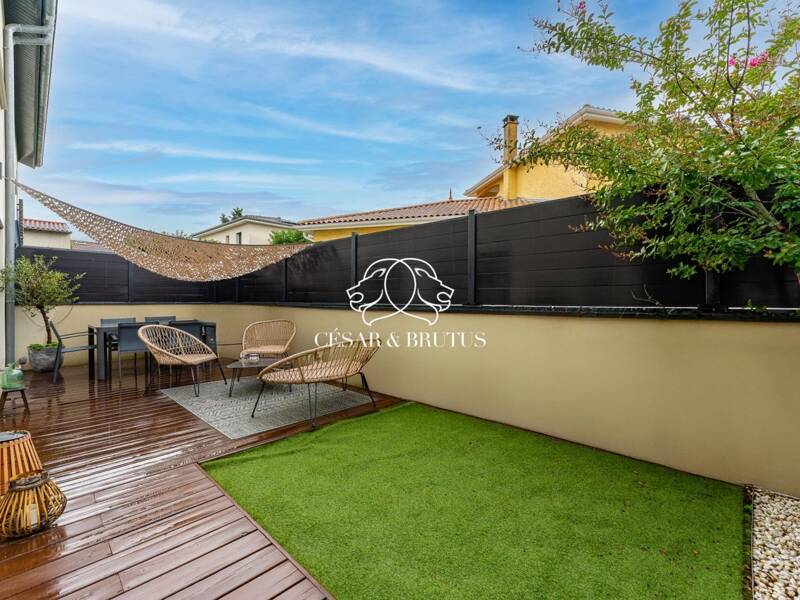 Maison à vendre, 132m², SAINT GENIS LES OLLIERES
