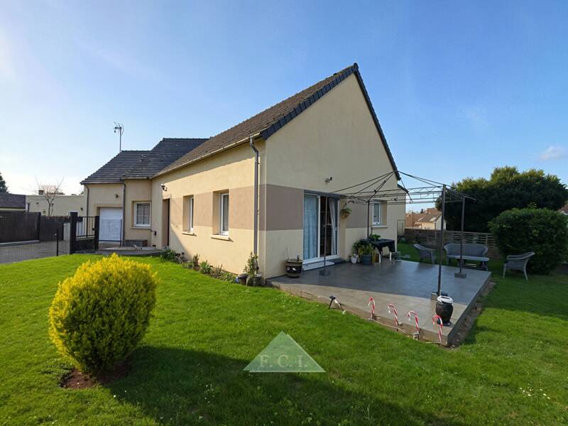 Maison à vendre, 95m², HOUDAN