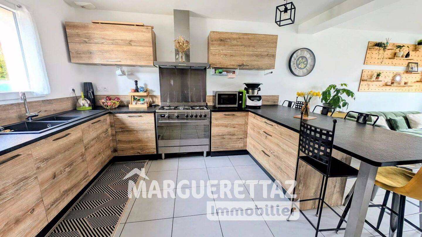 Maison à vendre, 108m², VIUZ EN SALLAZ