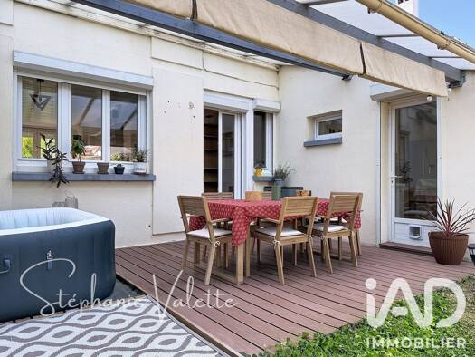 Maison à vendre 265 000 € 5 pièces 3 chambres 110 m² 243 m² de terrain Saint-Marcel-lès-Valence 26320