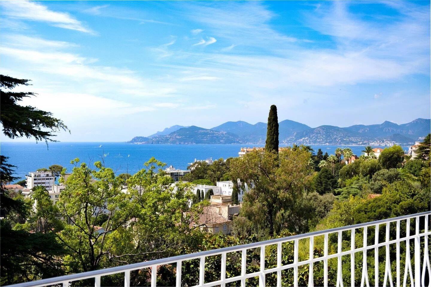 Maison à louer, 126m², CANNES