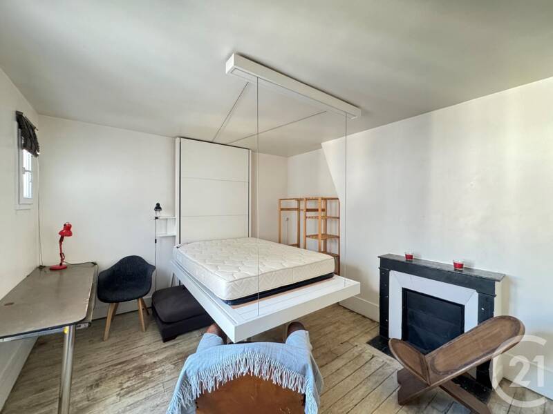Maison à louer, 24m², PARIS 18E