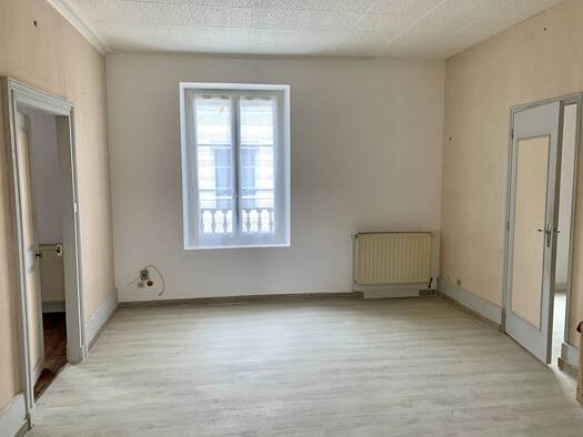 Appartement à louer 499 € 3 pièces 2 chambres 62 m² 1er étage Selles-sur-Cher 41130