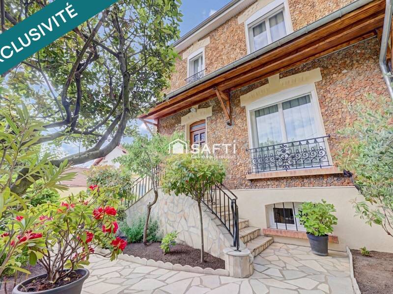 Maison à vendre, 120m², SAINT MAUR DES FOSSES