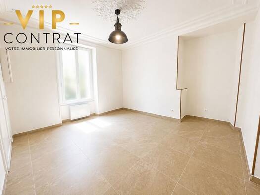 Appartement à vendre 165 000 € 1 pièce 24,75 m² RDC Centre Ancien Ouest Taverny 95150