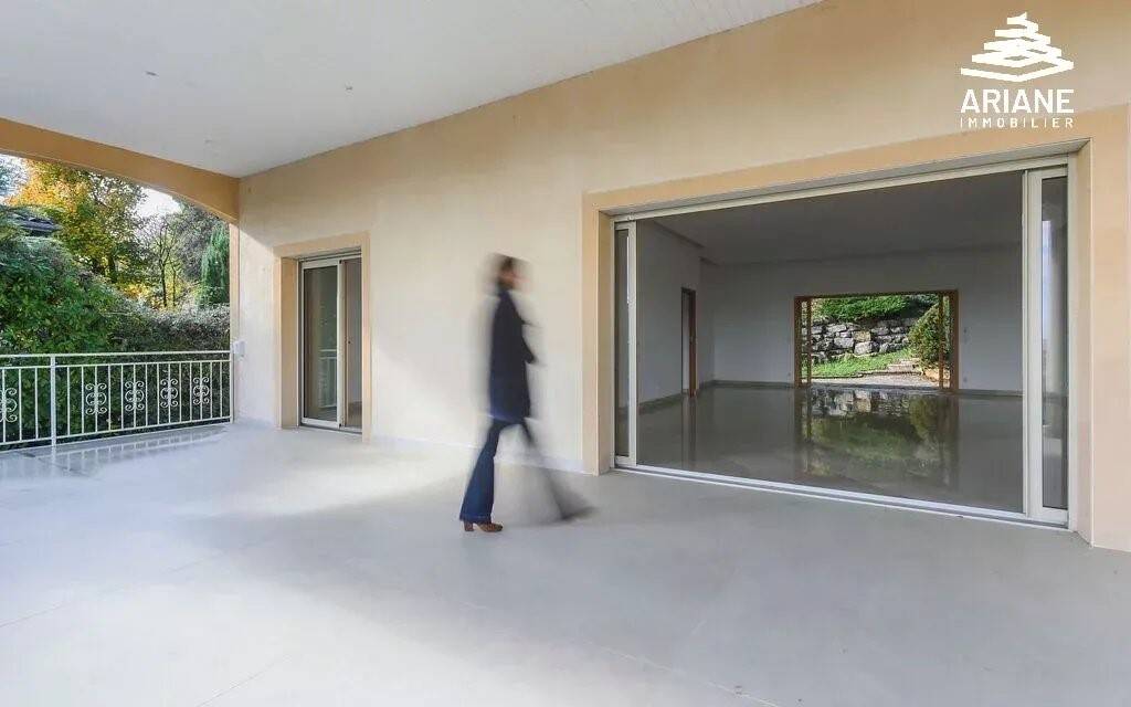 Maison à vendre, 203m², COLLONGES AU MONT D'OR