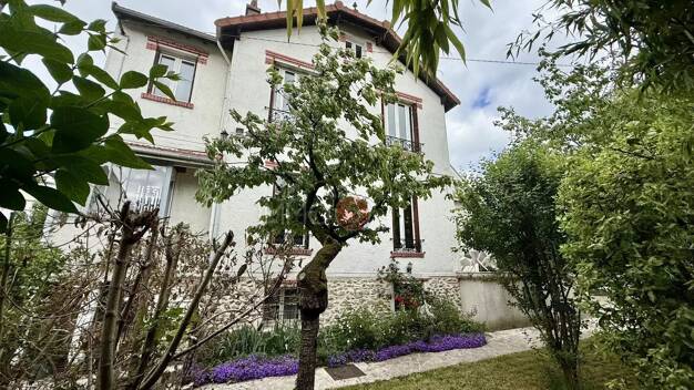 Maison à vendre 395 000 € 5 pièces 3 chambres 100 m² 294 m² de terrain Le Raincy 93340