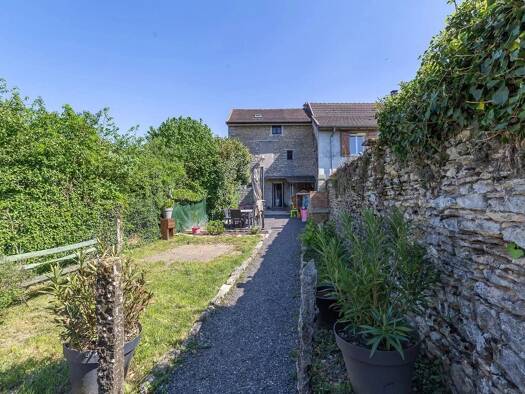 Maison à vendre 205 000 € 4 pièces 3 chambres 77,82 m² 387 m² de terrain Montalieu-Vercieu 38390