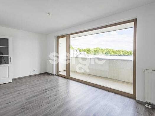 Appartement à vendre 130 000 € 2 pièces 1 chambre 46 m² Étage 4/5 Edouard Vaillant-Vauban-Barbieux Roubaix 59100