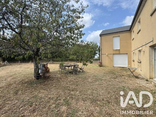 Maison à vendre 295 000 € 8 pièces 5 chambres 243 m² 1 965 m² de terrain Challuy 58000