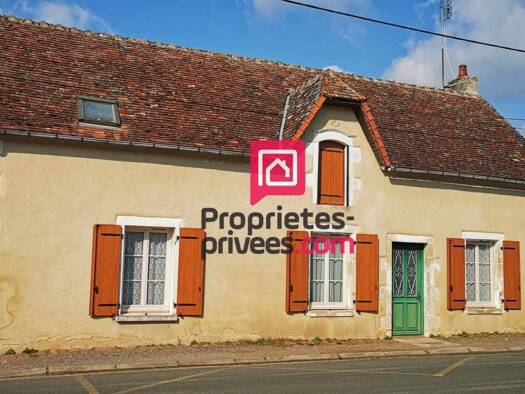 Maison à vendre 65 600 € 4 pièces 2 chambres 70 m² 690 m² de terrain Ingrandes 36300