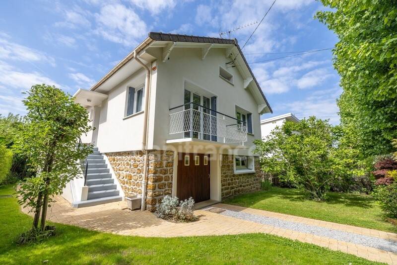 Maison à vendre, 99m², SAINTE GENEVIEVE DES BOIS