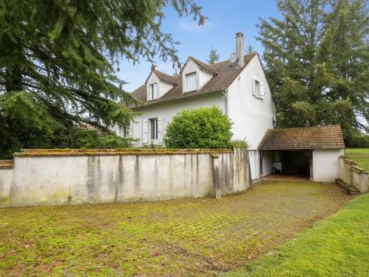 Maison à vendre 175 500 € 7 pièces 5 chambres 176 m² 1 600 m² de terrain Ouzouer-sur-Loire 45570