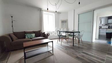 Appartement à louer 765 € 2 pièces 1 chambre 54 m² Pastières Chartres 28000