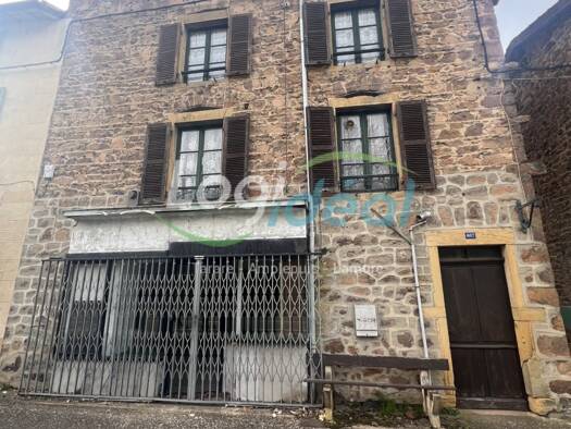 Maison à vendre 40 000 € 6 pièces 4 chambres 125 m² 350 m² de terrain Thizy-les-Bourgs 69240