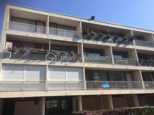 Appartement à vendre 88 000 € 1 pièce 27 m² Étage 1/3 Le Maroc Stains 93240