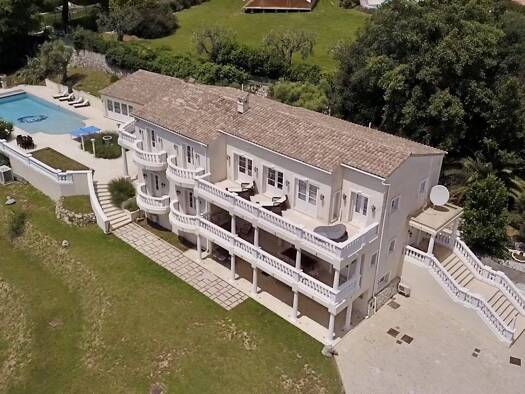 Villa à vendre 2 995 000 € 11 pièces 7 chambres 385 m² 4 003 m² de terrain Tourrettes-sur-Loup 06140