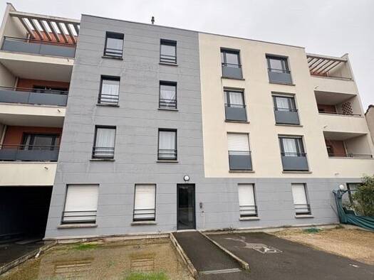 Studio à louer 790 € 1 pièce 24 m² Centre Ville Viry-Châtillon 91170