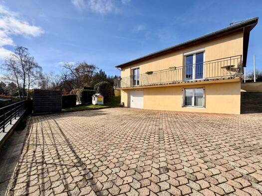 Maison de plain-pied à vendre 179 000 € 4 pièces 3 chambres 86 m² 1 035 m² de terrain Gibles 71800