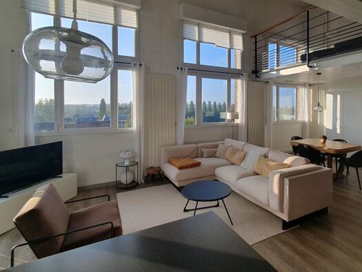 Duplex à vendre 320 000 € 6 pièces 4 chambres 145 m² Étage 4/4 Centre Ville Saint-Quentin 02100