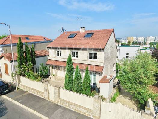 Maison à vendre 987 000 € 7 pièces 5 chambres 250 m² 296 m² de terrain Centre L'Haÿ-les-Roses 94240