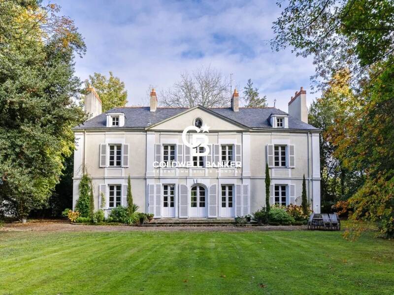 Maison à vendre, 295m², SAINTE LUCE SUR LOIRE