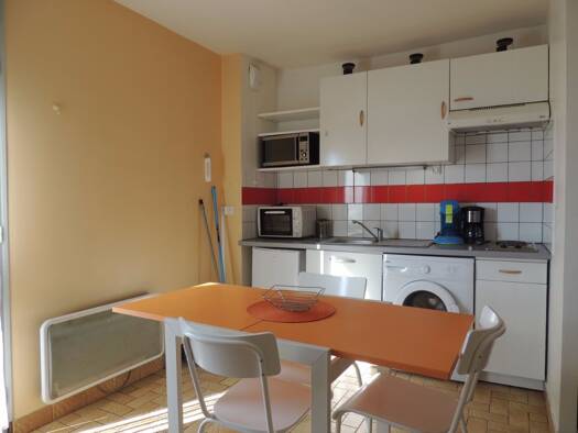 Appartement à louer 412 € 2 pièces 1 chambre 36 m² Étage 2/2 Eysses Villeneuve-sur-Lot 47300