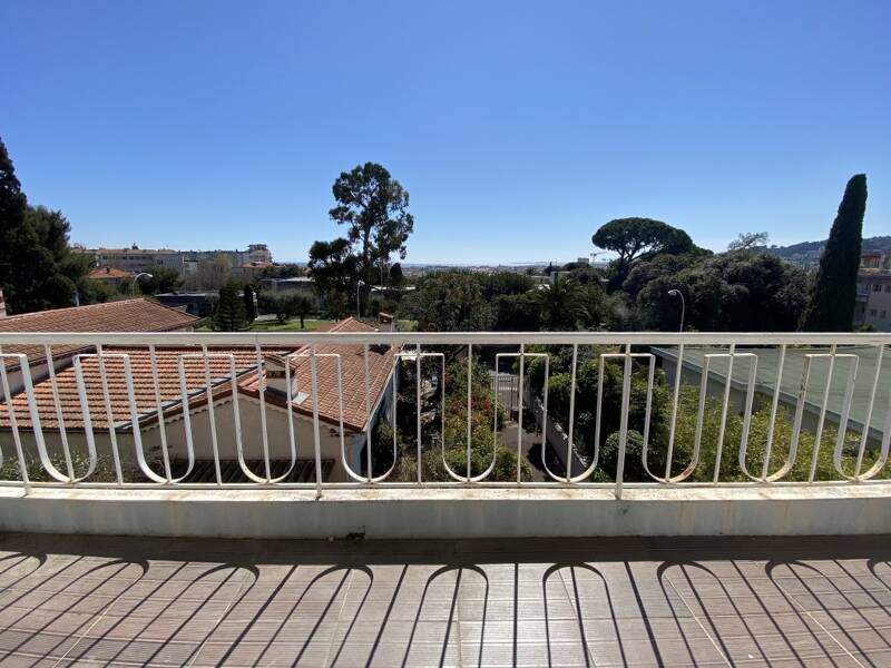 Maison à louer, 56m², NICE