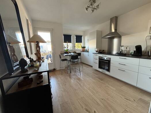 Appartement à vendre 140 000 € 2 pièces 1 chambre 53 m² Étage 1/2 Vennes-Bouvent-Charmettes Bourg-en-Bresse 01000