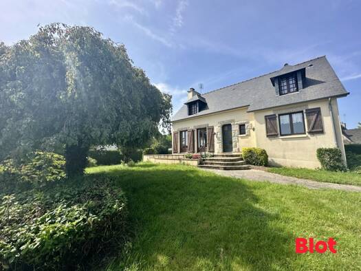 Villa à vendre 267 750 € 5 pièces 4 chambres 110 m² 1 071 m² de terrain Iffendic 35750