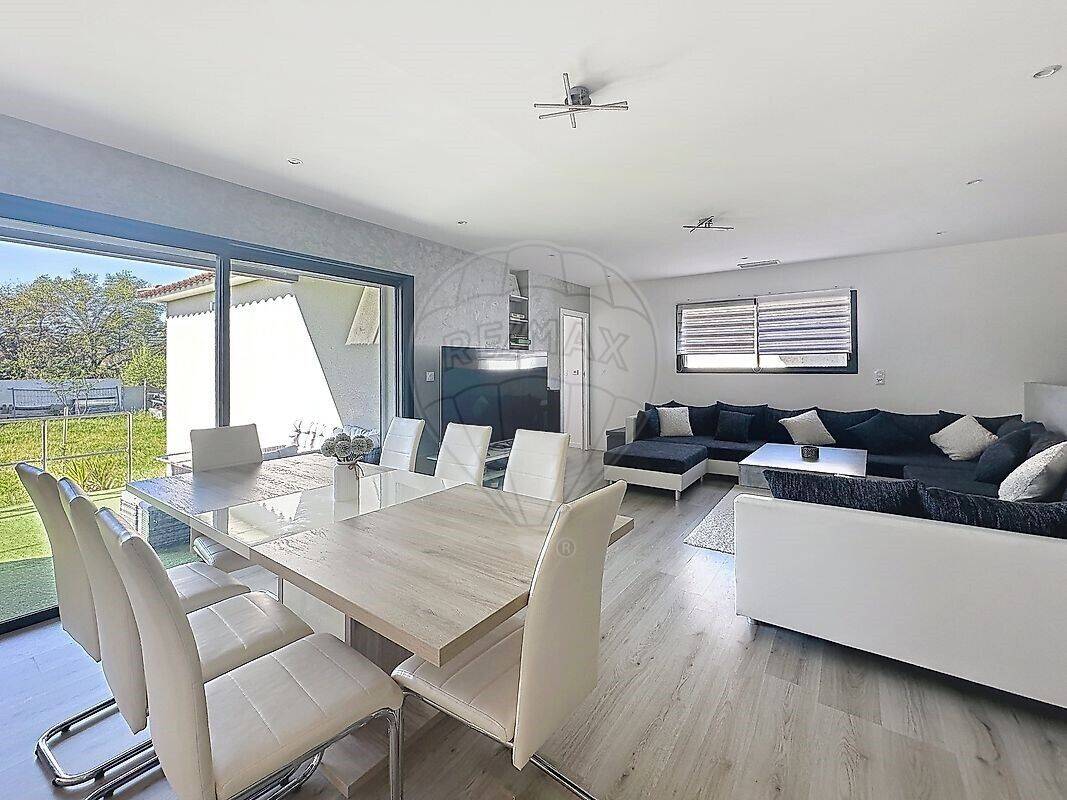 Maison à vendre, 168m², SAINT GENIES DE MALGOIRES
