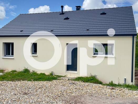 Maison de plain-pied à vendre 190 000 € 4 pièces 3 chambres 79,7 m² 1 860 m² de terrain Noailhac 19500