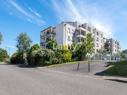 Appartement à vendre 157 000 € 3 pièces 2 chambres 61,4 m² 1er étage Cornebarrieu 31700