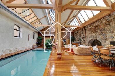 Loft à vendre - Neuf 598 000 € 6 pièces 4 chambres 370 m² Dernier étage, Étage 3/3 Vienne 38200