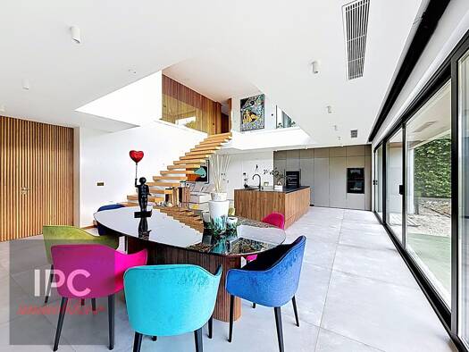 Villa à vendre 1 390 000 € 7 pièces 5 chambres 201 m² 941 m² de terrain Centre Montmorency Centre Montmorency 95160